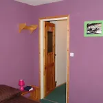 Hostel Pokoje Goscinne Victoria *
