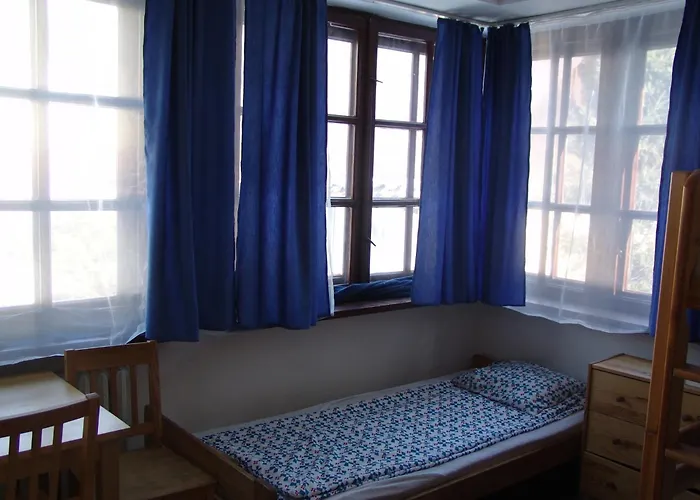 بيت شباب Victoria - Goscinne *